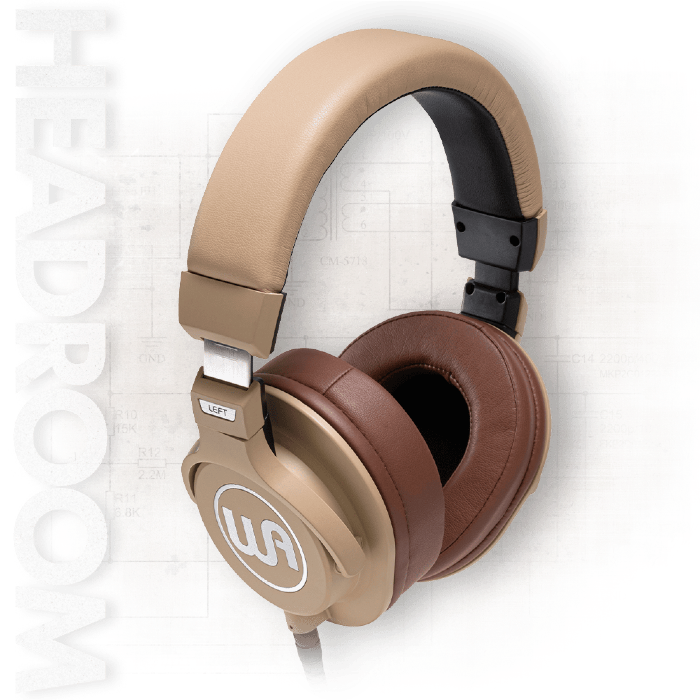 WAHRT, Tan closed-back headphone